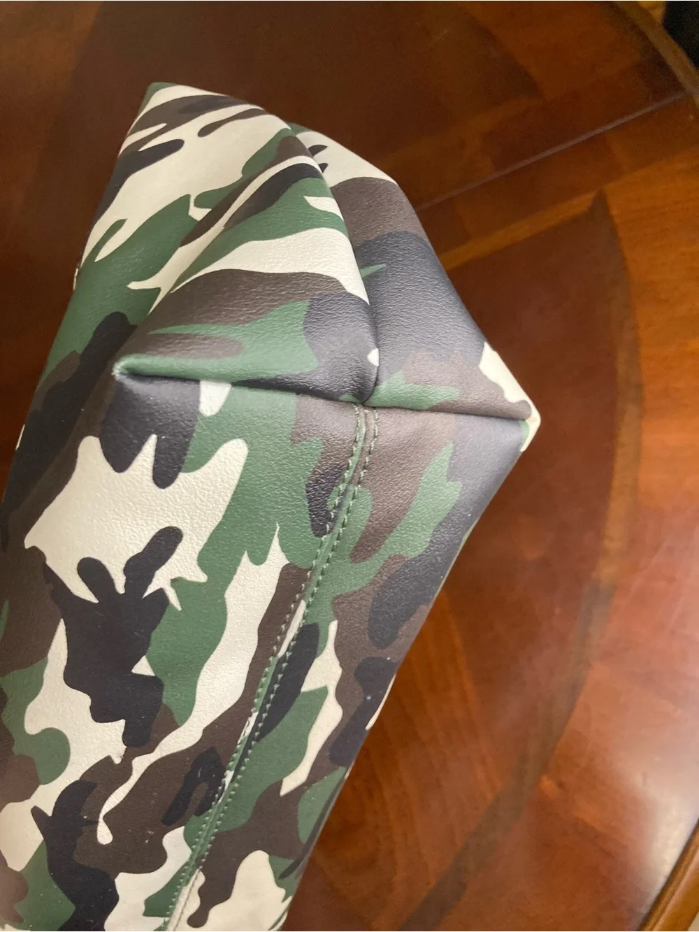 Imoshion Camouflage Print Crossbody Bag NWOT